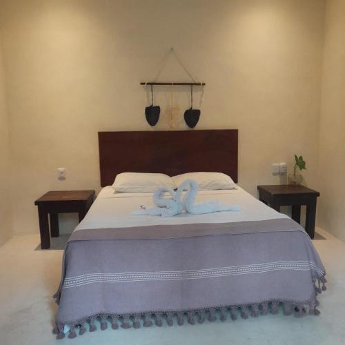 2 twin beds