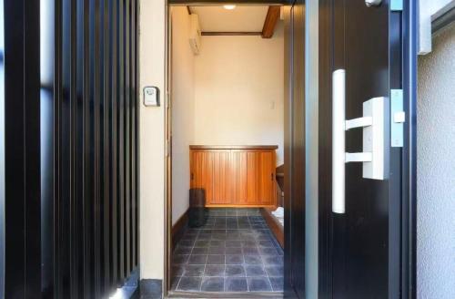 Private Tatami House 4min from Teradacho Sta