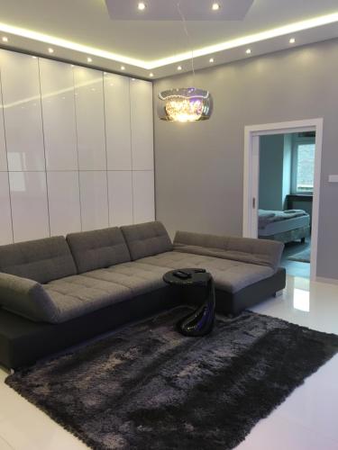 Synagogue Gozsdu Private Apartments - image 4