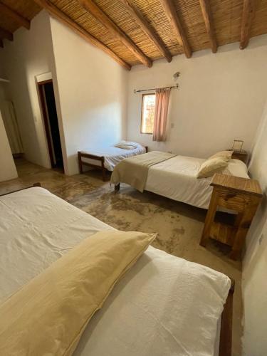 1 double bed, 2 twin beds