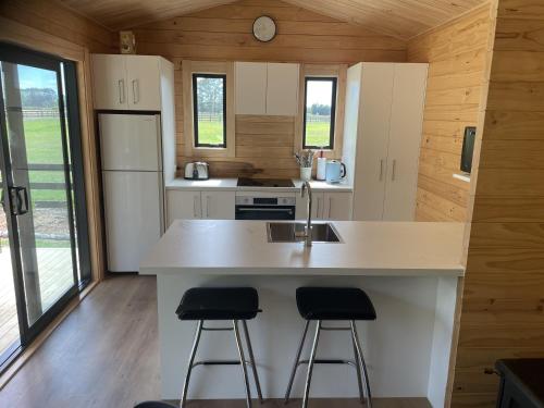 virtuve, Country Cottage On City Doorstep in Little River