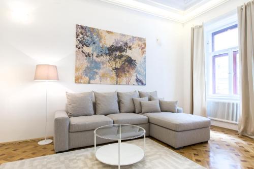 Superior Apartment No. 11A image 5