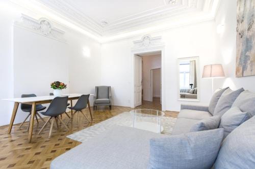 Superior Apartment No. 11A image 2