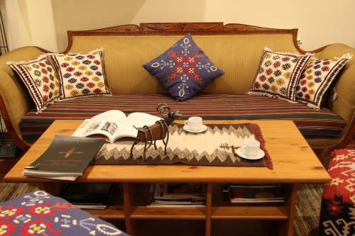 Silk Road Hotel - image 8