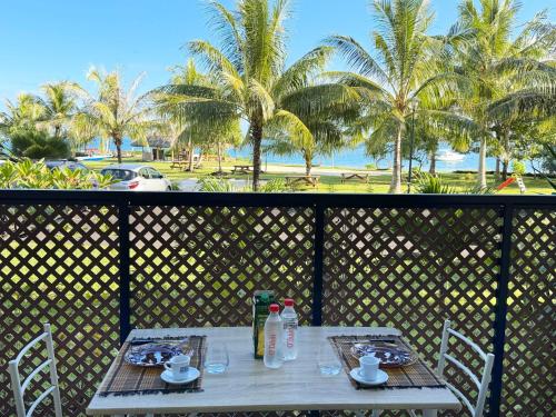 Charming beachfront studio in Bora Bora Island