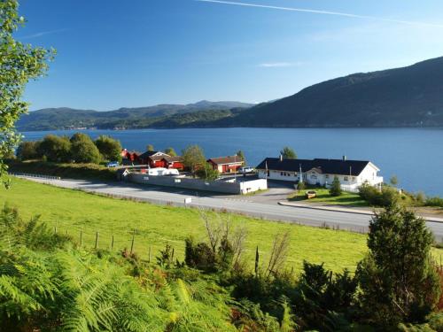 . Langenuen Motel & Camping