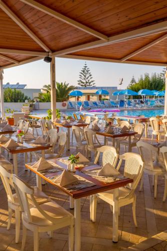 Restaurant, Rethymno Mare Royal & Water Park in Arkadi