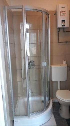 Dachgeschoss Hof Room Type - Triple Room with Shower