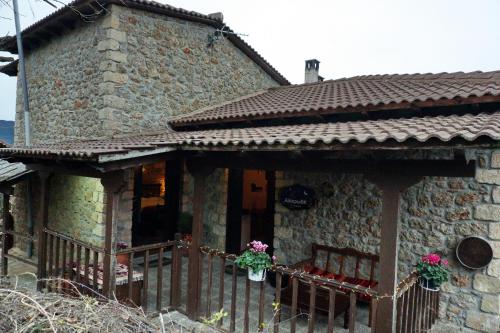 Ξενώνας Αστερωδή (Ξενωνας Αστερωδη) in Synikia Mesi Trikalon