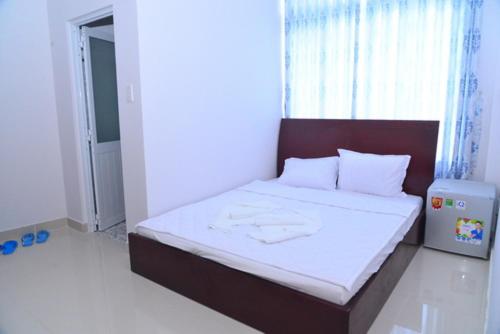 Xuan Anh Guesthouse Xuan Anh Guesthouse is a popular choice amongst travelers in Phu Quoc Island, whether exploring or just passing through. The property has everything you need for a comfortable stay. Service-minded sta