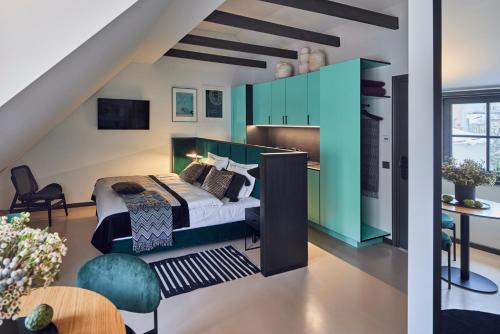 ROOMA Apartments Boutique Old Town Self Check-in Room Type - Queen Studio