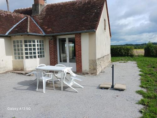 La petite maison gîte à louer Almenêches