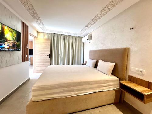 Lovely studio 4th floor No Elevator – khách sạn tại Khu ngoại ô phía Nam