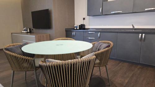 Facilities, Swiss-belboutique Bneid Al-Gar Kuwait in Kuwait City Center