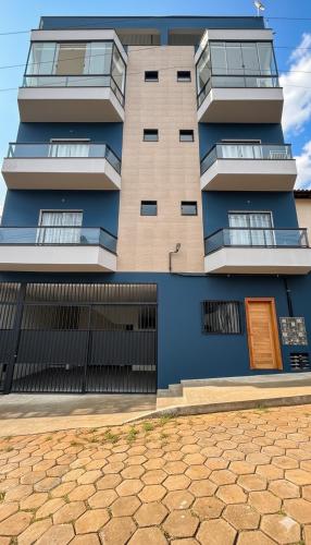 Apartamento bairro do hospital com suíte e ar condicionado (Apartamento bairro do hospital com suite e ar condicionado) in Guaçuí