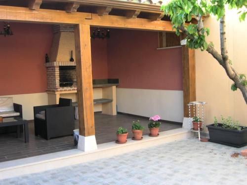 Casa Rural EL CEREZO in 查奈