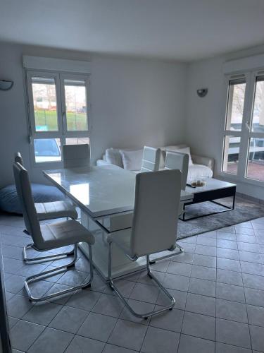 Appartement 6 personnes avec jacuzzi in Torcy