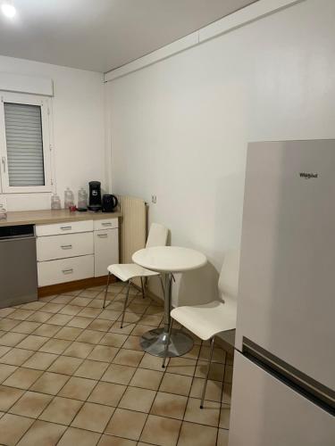 Appartement 6 personnes avec jacuzzi in Torcy