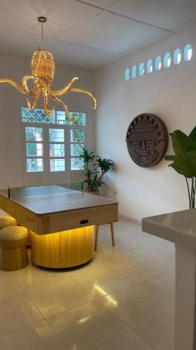casa aria con mesa hockey, patio y ping pong