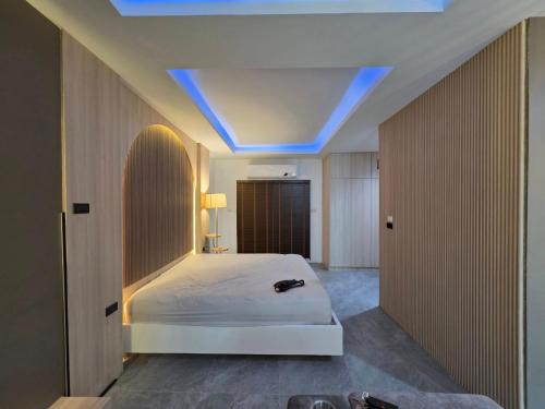 . Rarin jinda RESIDENCE