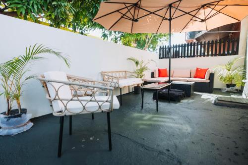 Terraza/balcón, Aintree Bungalow in Portmore