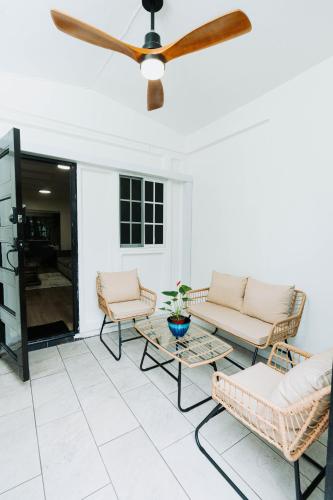 Instalaciones recreativas, Aintree Bungalow in Portmore