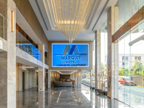 Huike International Hotel - image 11