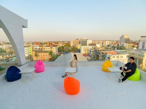 Huike International Hotel - image 12