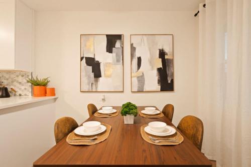 Cozy Westchester Retreat Near Chicago & Parks in เวสต์เชสเตอร์ (IL)