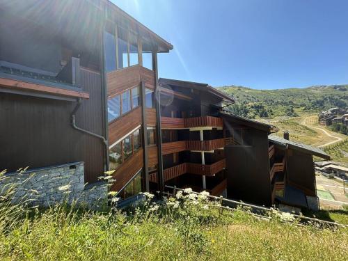 Appartement familial a Meribel, balcon, casier a skis, parking privatif - FR-1-355-237 in Meribel Mottaret