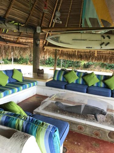 House with private beach Lake Izabal Guatemala in Mariscos