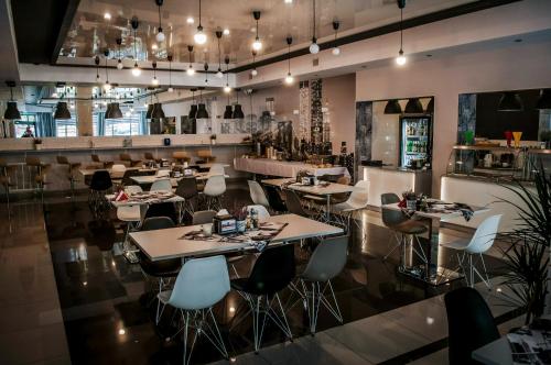 ห้องอาหาร, Brooklyn Noclegi in ยาสวอ