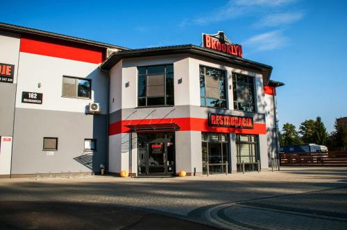 ทางเข้า, Brooklyn Noclegi in ยาสวอ