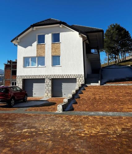 Apartments Zvezda Zlatar 3 Units – khách sạn tại Brdo