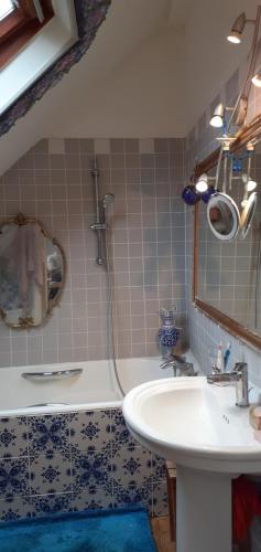 Duša, Jolie chambre dans un village calme in Badecon-Le-Pin