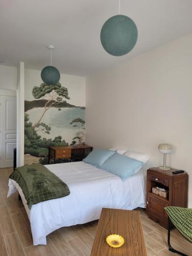 Ágy, Studio situé dans le Mas Saint-Raphaël (Studio situe dans le Mas Saint-Raphael) in Solerieux (Rhone-Alpes)