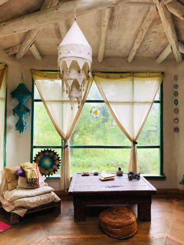 Cosmika, eco casa de montaña (Cosmika, eco casa de montana) in ลาส กาเยส