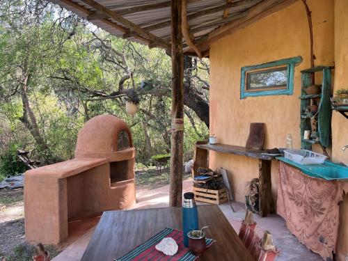 Cosmika, eco casa de montaña (Cosmika, eco casa de montana) in ลาส กาเยส