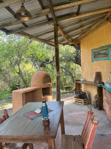 Cosmika, eco casa de montaña (Cosmika, eco casa de montana) in ลาส กาเยส