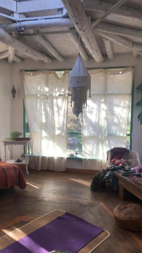 Cosmika, eco casa de montaña (Cosmika, eco casa de montana) in ลาส กาเยส