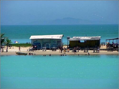 100m from the beach, Comfort, safety, tranquility in Barra de Sao Joao (Riodežaneiro)