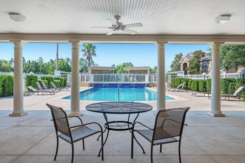Newly Renovated Condo Minutes From The Beach, Owa Water Park And Tanger Outlets - Foley, AL