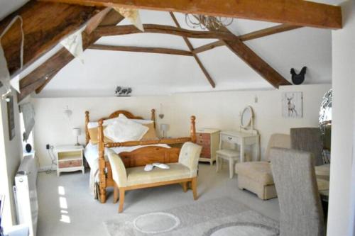 Pitfield Apartments in Willand