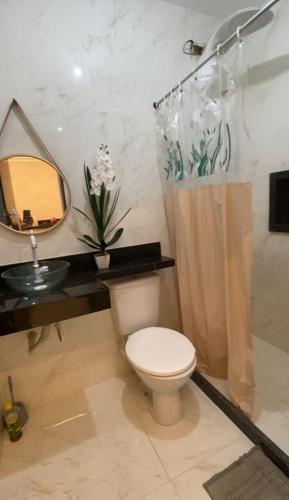 Bathroom, Casa Sonho Real - Frente Mar com Piscina Privativa in Industrial Zone