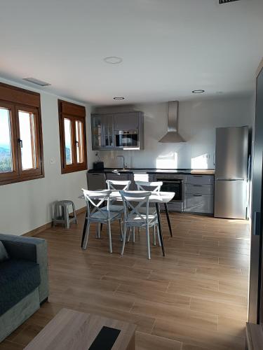 virtuve, Apartamentos Rurales Sariar in Villar