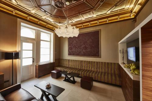 Budget Hotel Victoria - image 2