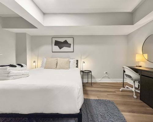 Spacious 4BR Retreat - Chase E1 - image 5