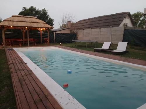 Casa quinta doris del campo parque sakura in Santa Koloma