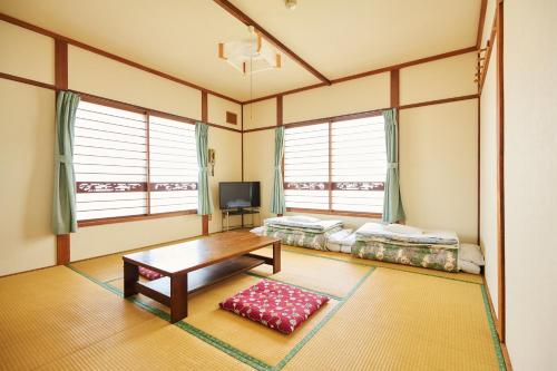 旅館おぎた Ryokan Ogita - near Shiraoi Station