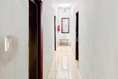 Exterior view, RedDoorz @ Jalan HM Yamin Medan in Medan Kota